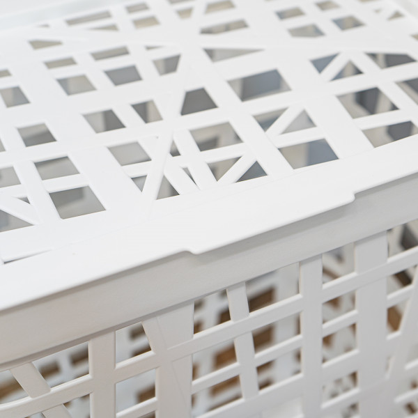 Корзина для белья "ХАОС" 32 л (белый) Корзина для белья "ХАОС" 32 л (белый)