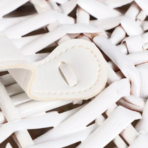 Овальная корзина для белья "Лаванда" 36х26х25 см (белый) Овальная корзина для белья "Лаванда" 36х26х25 см (белый)