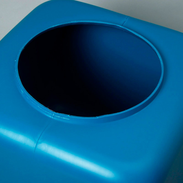 Бак 100л (квадратный) М1758 Бак 100л (квадратный) М1758