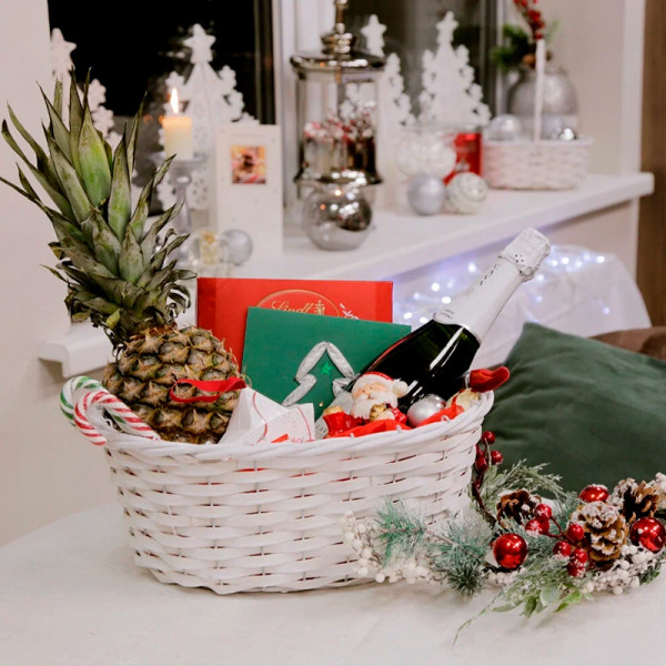 Овальная подарочная корзина 34х25х14 см (белый) Овальная подарочная корзина 34х25х14 см (белый)